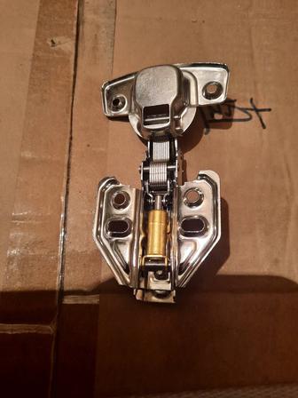 Мебельная фурнитура