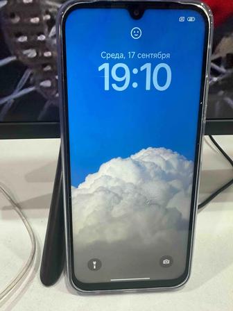 Продам телефон новый Redmi 15 C