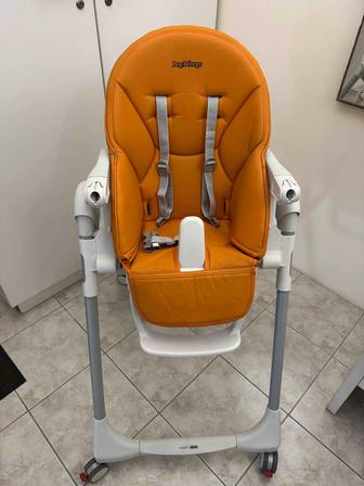 Продается стульчик для кормления Peg Perego