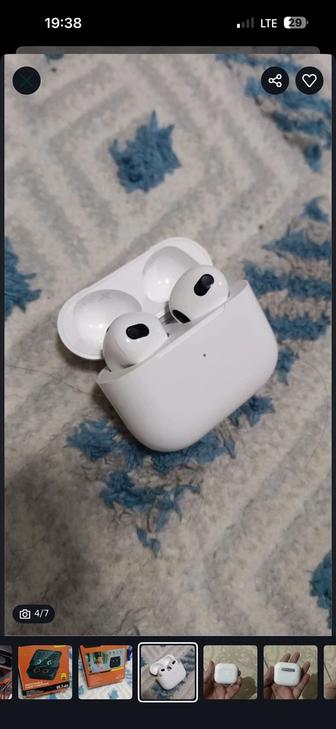 Наушник AirPods