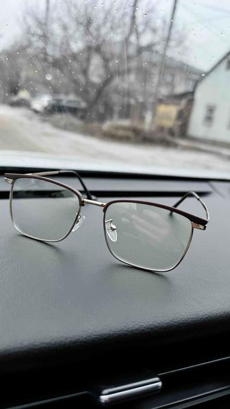 Очки  прозрачные