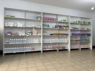 Продам шкафы для магазина