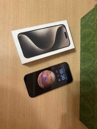 iPhone 15 Pro 256gb natural titan