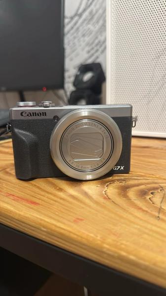 Продам Canon G7 mark III