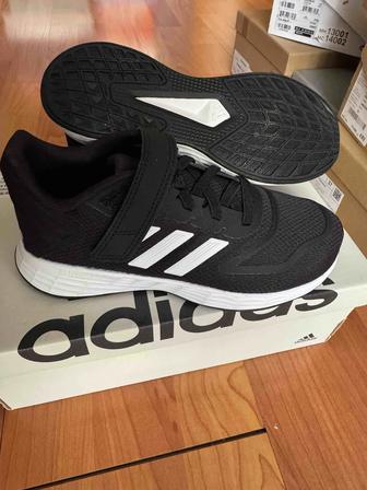 Кроссовки Adidas на мальчика