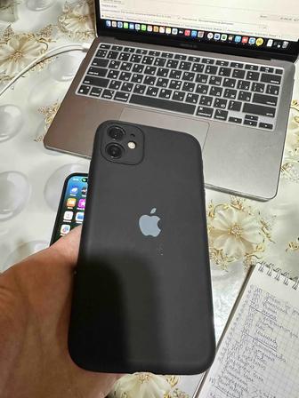 Продам IPhone 11