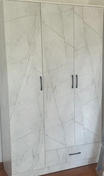 Шкаф продается