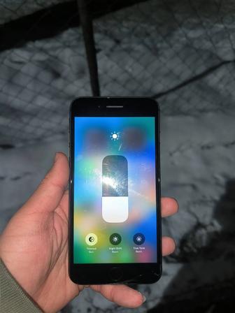 Айфон 8 плюс телефон