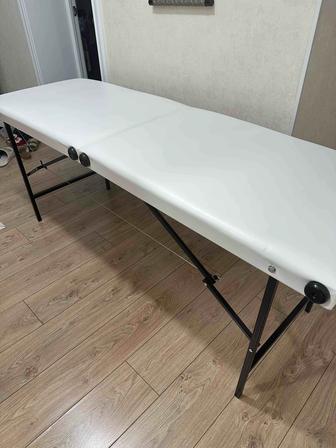Продам кушетку белую для депиляции и массажа