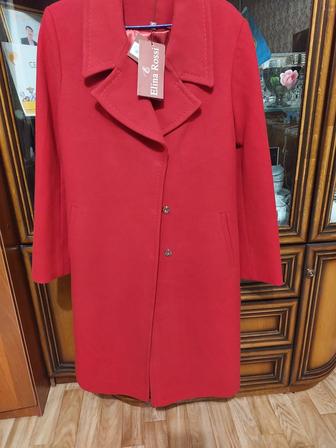 Пальто женское