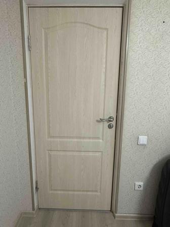 Продам б/у двери