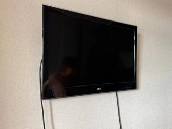 Телевизор LG 32 LED, БЕЗ Smart TV