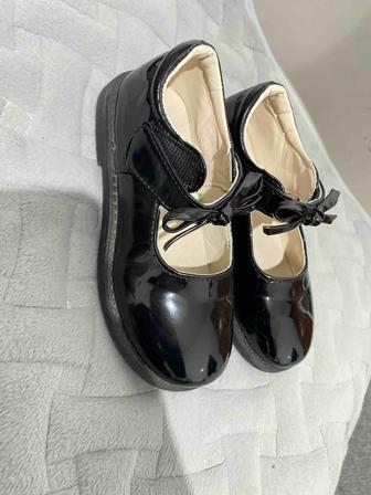 Туфли на девочку 32/31