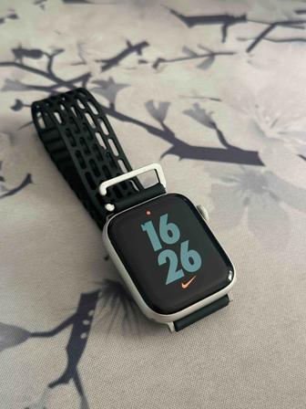 Apple Watch  Series 5