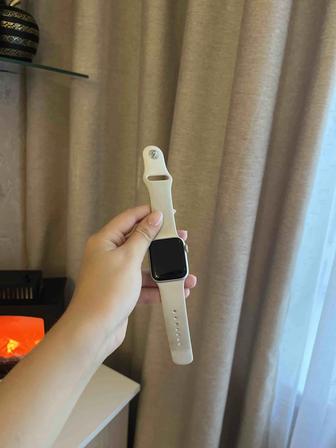 Apple Watch SE 40 mm Silver Aluminium