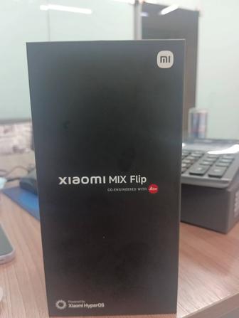 Xiaomi Mix Flip 12ГБ/512ГБ фиолетовый