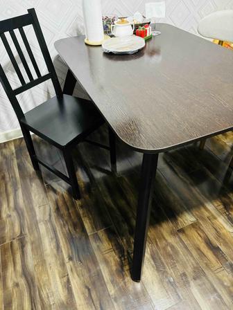 Продам стол и стулья