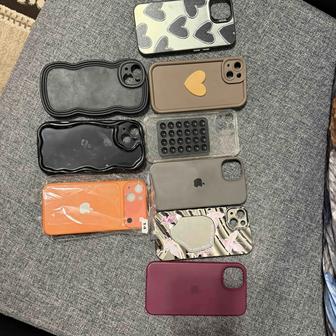 Продам чехол iPhone 13