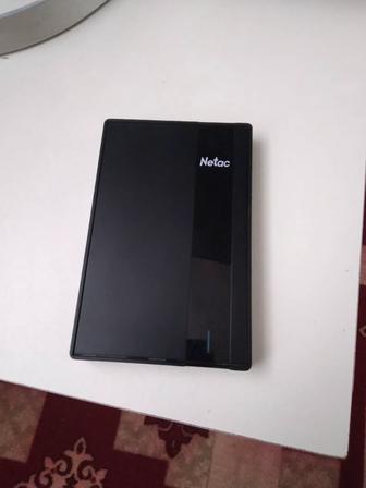 Внешний жесткий диск на 1 тв