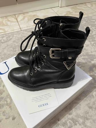 Ботинки Guess, Zara