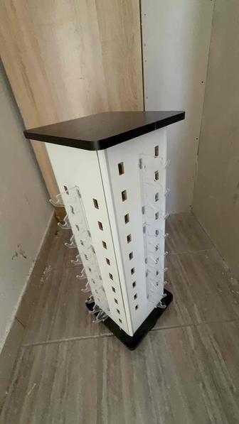 Стойка для очков