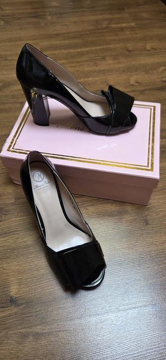 Туфли лаковые