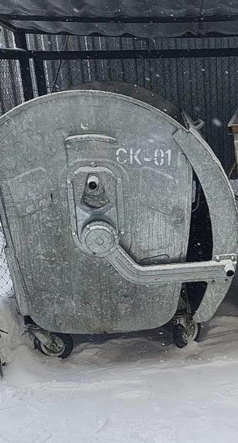 Мусорные контейнеры