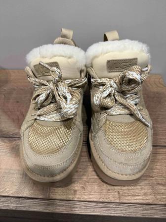 UGG-кроссовки