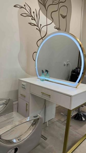 Визажное место , парикмахерская кресло в аренду