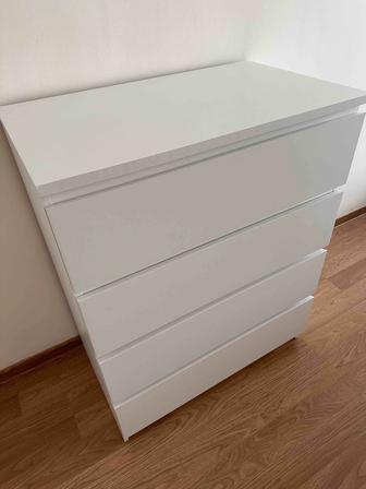 Продаю комод ikea с 4-мя ящиками, торг