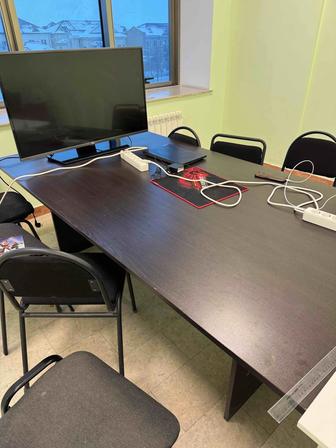 Офисный стол стулья