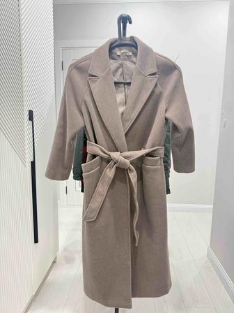 Пальто осеннее