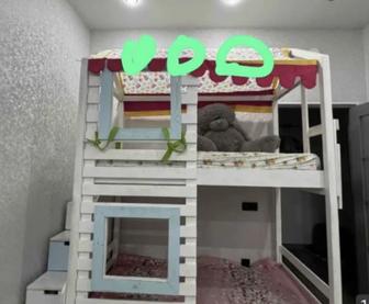 Двухъярусная кровать