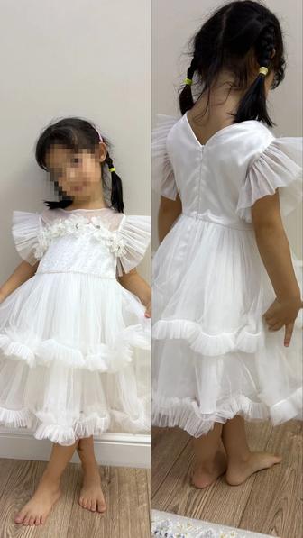 Платье для девочки,нарядное платье