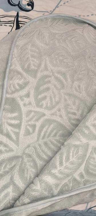 Продам плед-покрывало