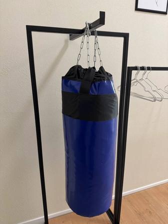 Продам боксерскую грушу