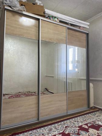 шкаф с зеркалами