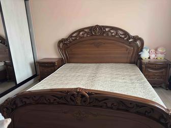 Продам Кровать 2-х спальную с матрасом производство Беларусь