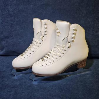Продам коньки Jackson Artiste. 38 размер