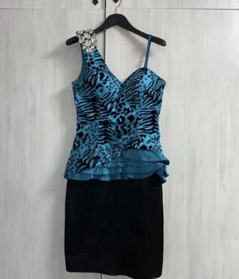 Вечернее платье с баской