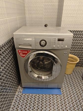 Продается стиральная машина LG