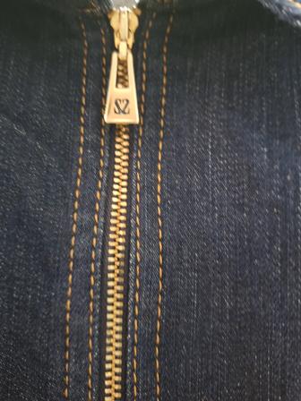 Продам платье джинсовое бренда Sossofono,,