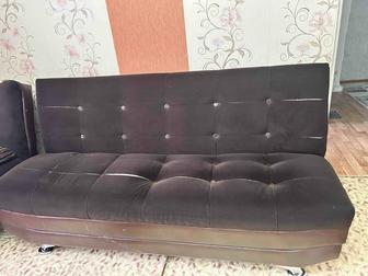 Продается диван и два кресла