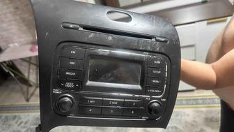 Автомагнитола Kia Cerato