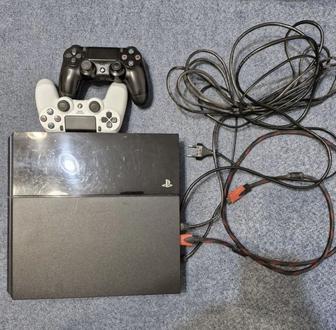 Ps4 в хорошем состоянии 2джостика