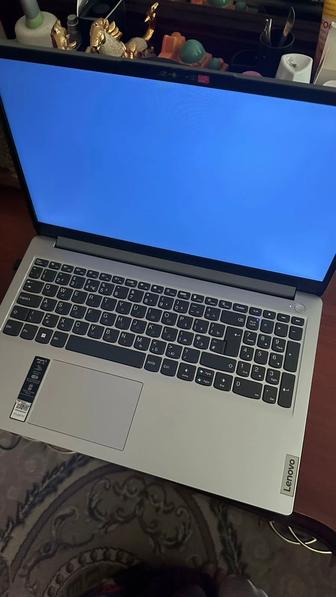 Продам ноутбук Ноутбук Lenovo ldeaPad 1 15.6 4ГБ SSD 256гб