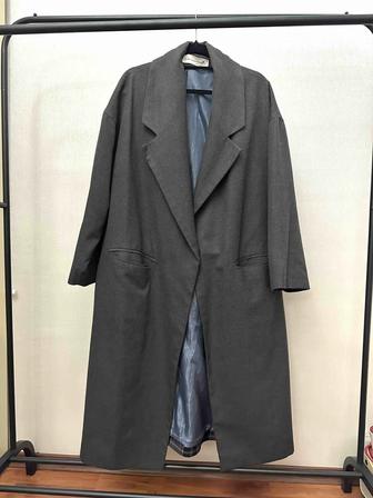 Пальто Yuliko Kazandadze, серое, oверсайз, шерсть, Грузия