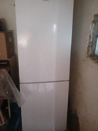 Холодилник сатылады