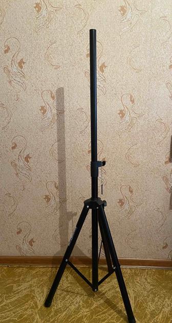 Стойка под акустическую систему LIWEI LW-502P