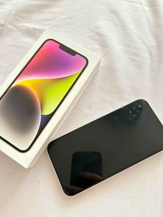iPhone 14 в идеальном состоянии